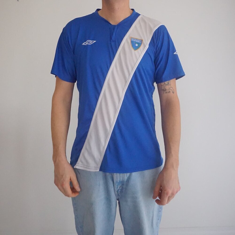 Vintage '90s Umbro Boxercraft Guatemala Soccer Team Jersey Boy's Large (14-16)